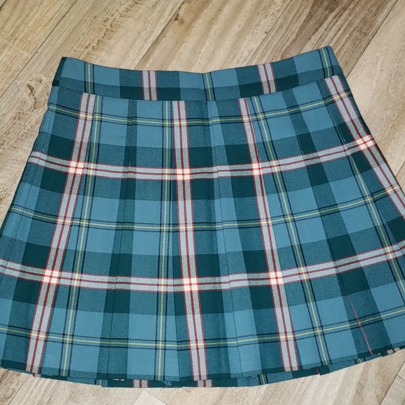 Aritzia Teal/White/Red Pleated Plaid/Tartan Skirt